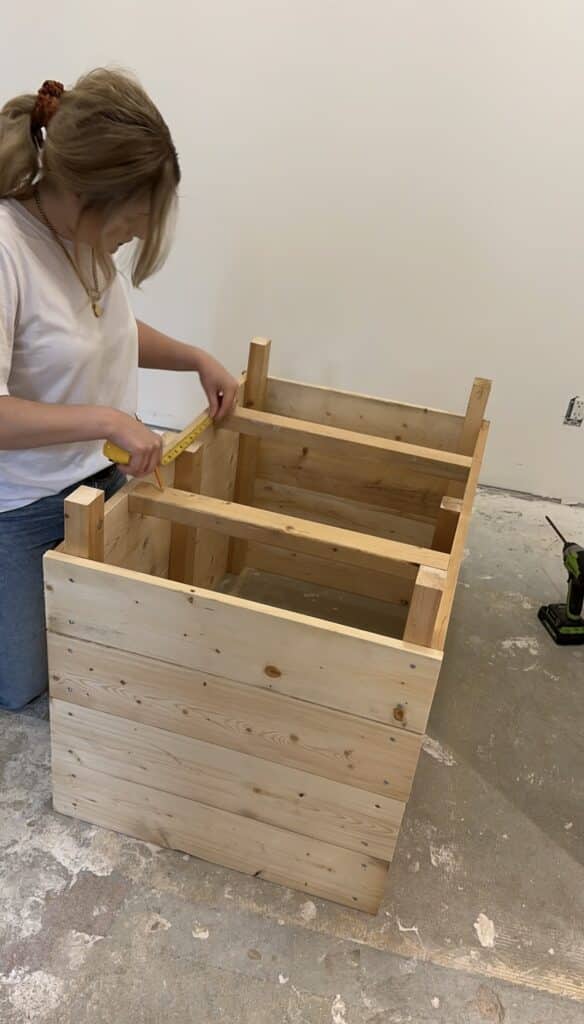 How to With Once Upon A Bungalow DIY Planters With Blooming Trellis how-to-with-once-upon-a-bungalow-diy-planters-with-blooming-trellis